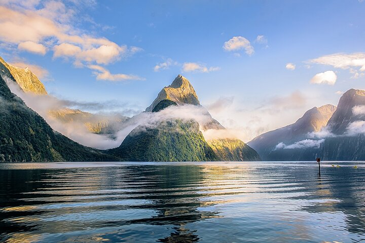 Premium Milford Sound Small Group Tour, Cruise & Picnic Lunch from Queenstown  - Photo 1 of 11